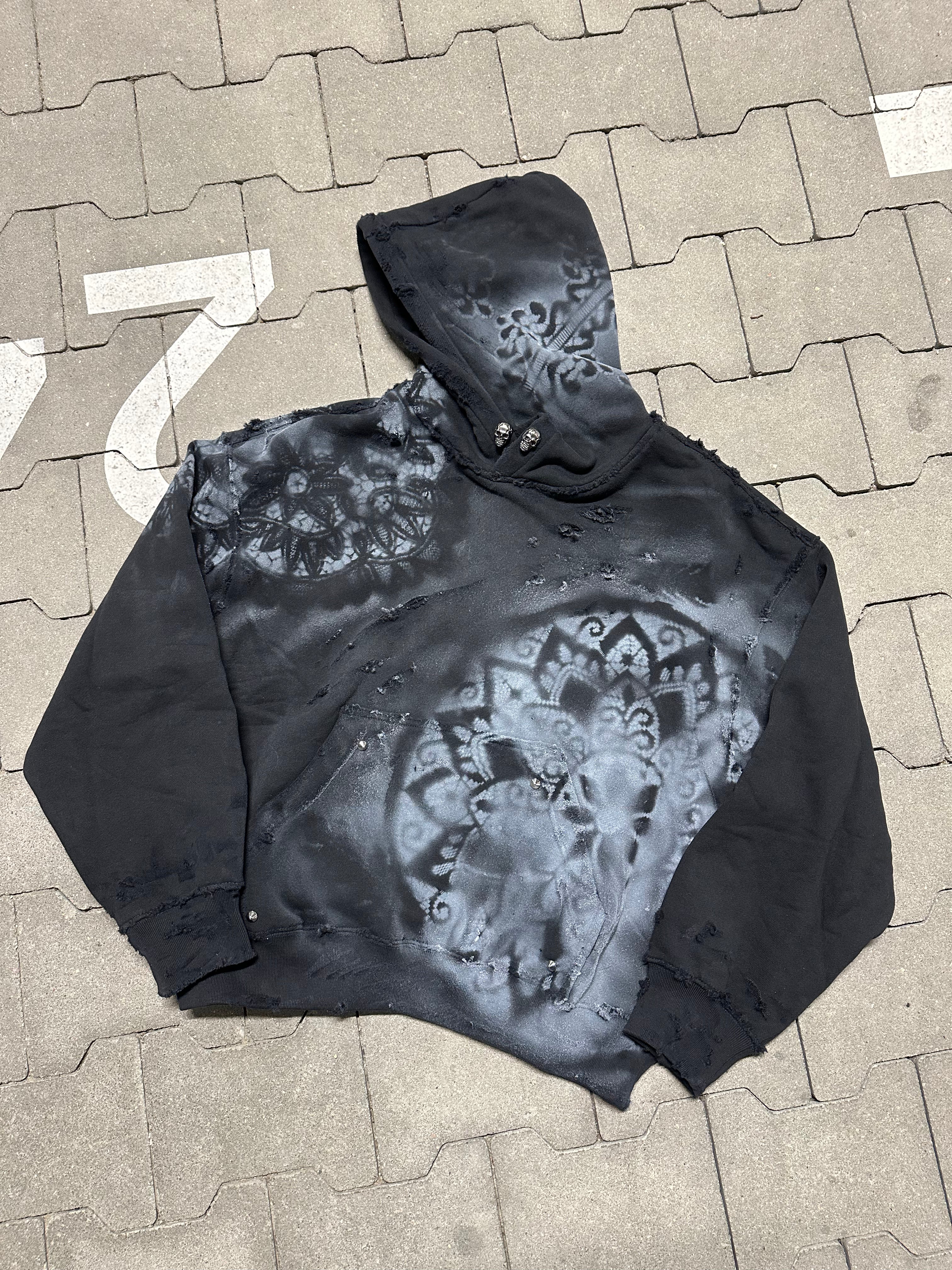 WORLDSTARLIAR Distressed Hoodie no.2