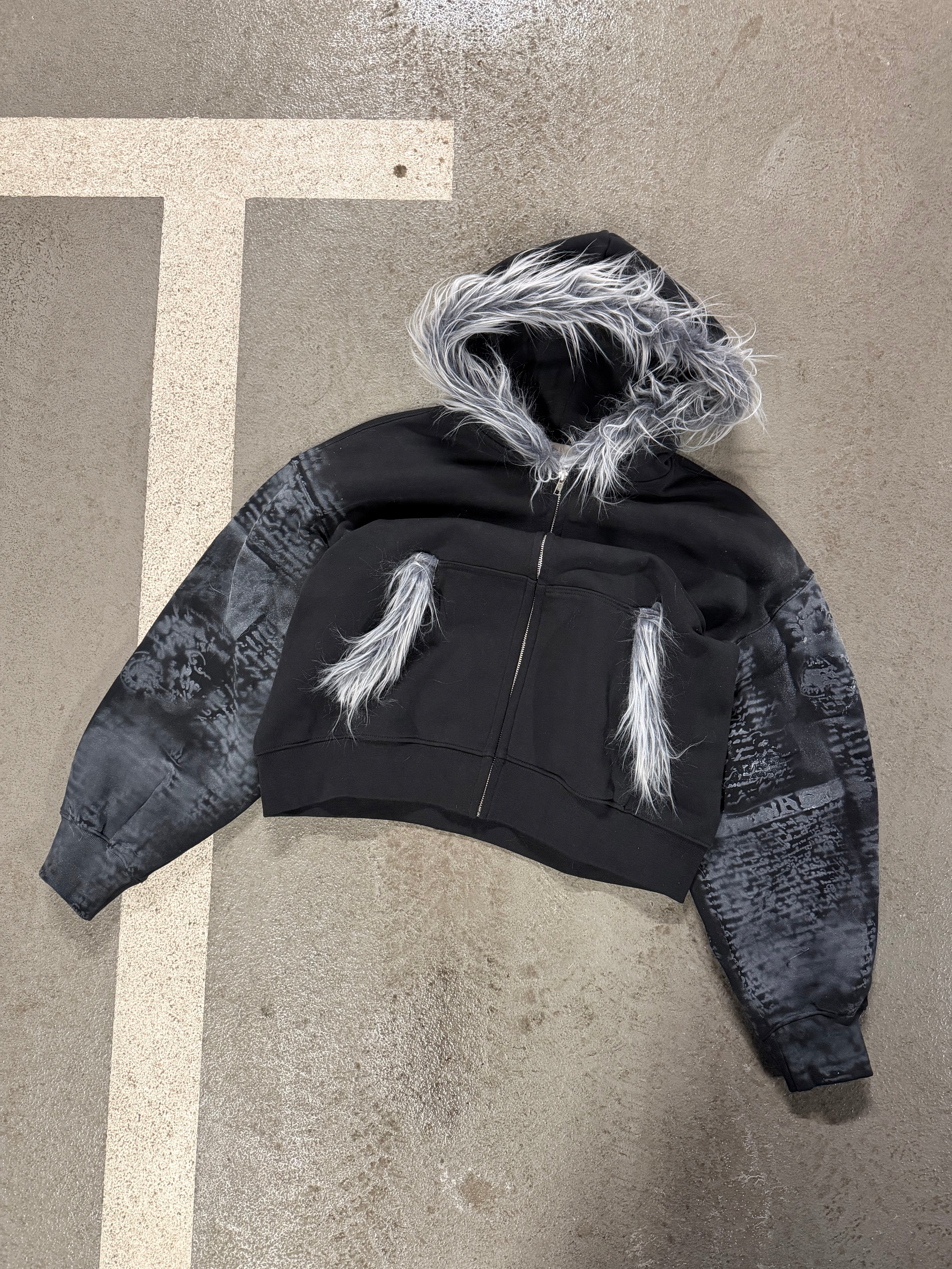 WORLDSTARLIAR Yeti Zip Hoodie